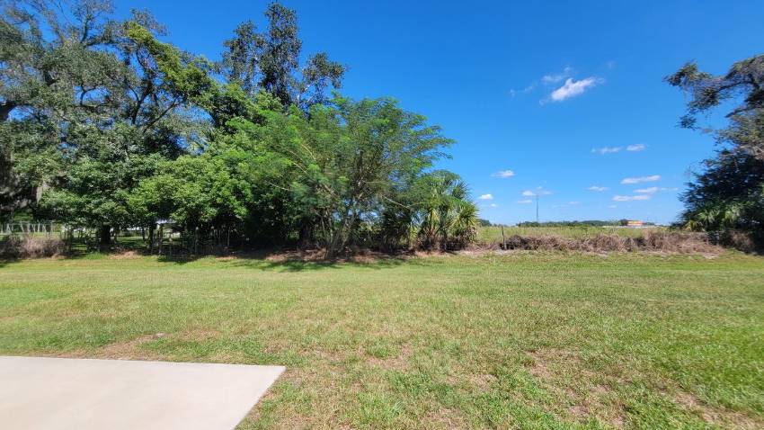 252 Siberian Cypress Circle a Winter Haven, FL Mobile or Manufactured Home for Sale